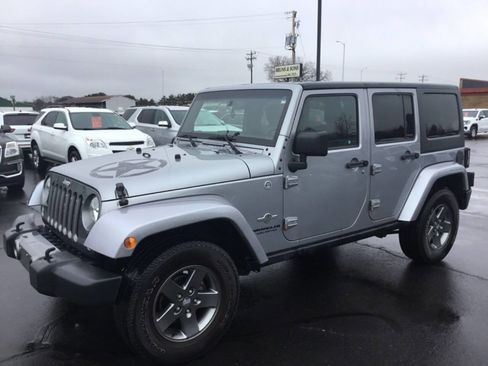 Used 2015 Jeep Wrangler Unlimited Sport image 1
