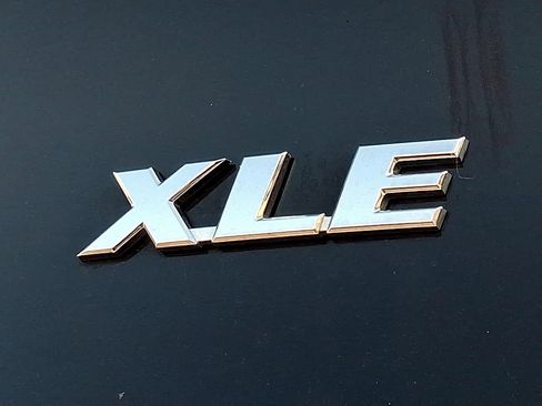 Used 2024 Toyota RAV4 XLE image 30