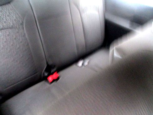 Used 2010 GMC Acadia SL image 8