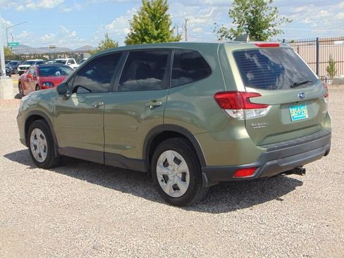 Used 2021 Subaru Forester AWD/4WD image 5