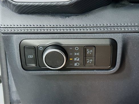 Used 2024 Ford Mustang GT Premium RWD image 20