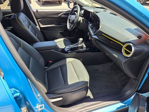 Certified 2025 Chevrolet Trax ACTIV FWD image 15