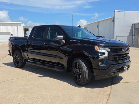 New 2026 Chevrolet Silverado 1500 RST w/ Convenience Package II AWD/4WD image 3