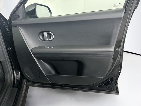 Used 2024 Hyundai Ioniq 5 SEL RWD image 33