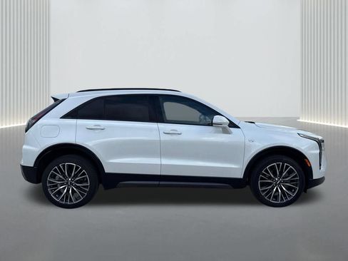 Certified 2024 Cadillac XT4 Sport FWD image 4