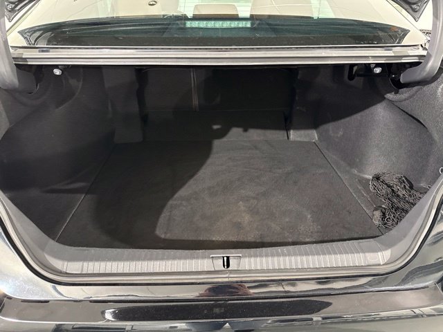 Used 2019 Toyota Avalon Limited FWD image 8
