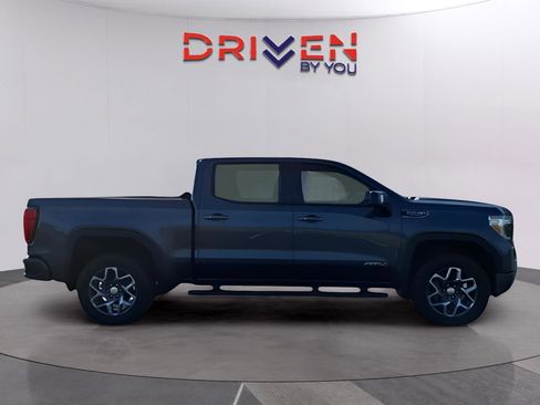 Used 2019 GMC Sierra 1500 AT4 w/ AT4 Premium Package image 6