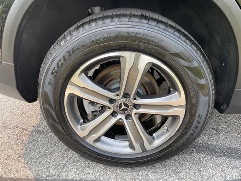 Certified 2022 Mercedes-Benz GLC 300 4MATIC image 12