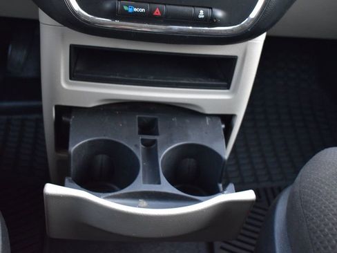 Used 2013 RAM C/V Tradesman image 31