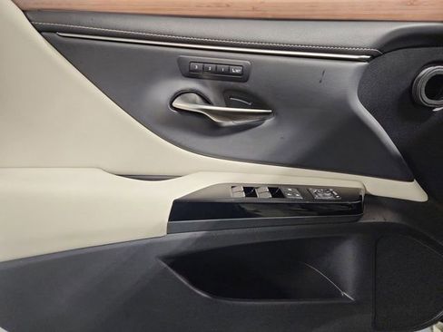 Used 2023 Lexus ES 350 w/ Premium Package image 22