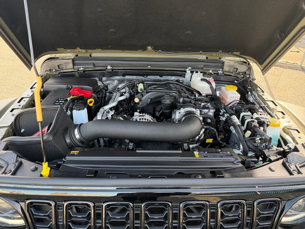 Used 2025 Jeep Wrangler Unlimited Sport AWD/4WD image 27