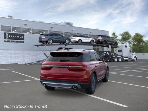 New 2026 Lincoln Corsair Premiere image 8