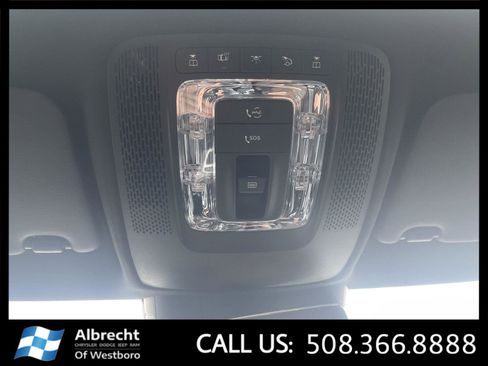 Used 2024 Mercedes-Benz CLA 250 4MATIC image 27