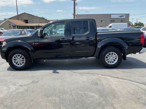 Used 2016 Nissan Frontier SV AWD/4WD image 5