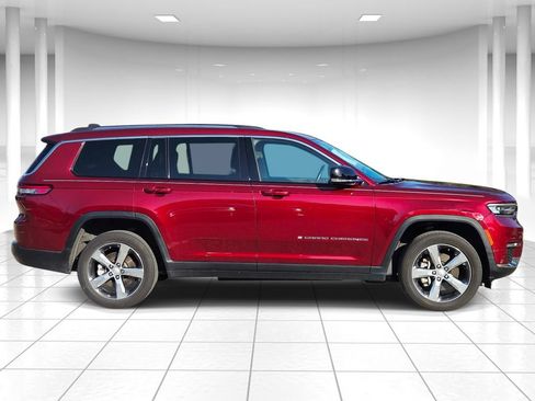 Used 2021 Jeep Grand Cherokee L Limited AWD/4WD image 2