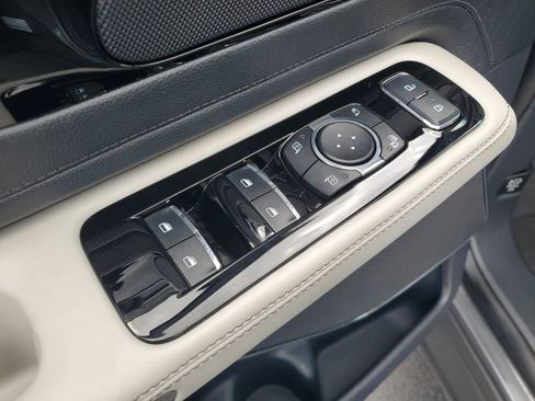 Used 2025 Lincoln Aviator AWD w/ Jet Appearance Package image 15