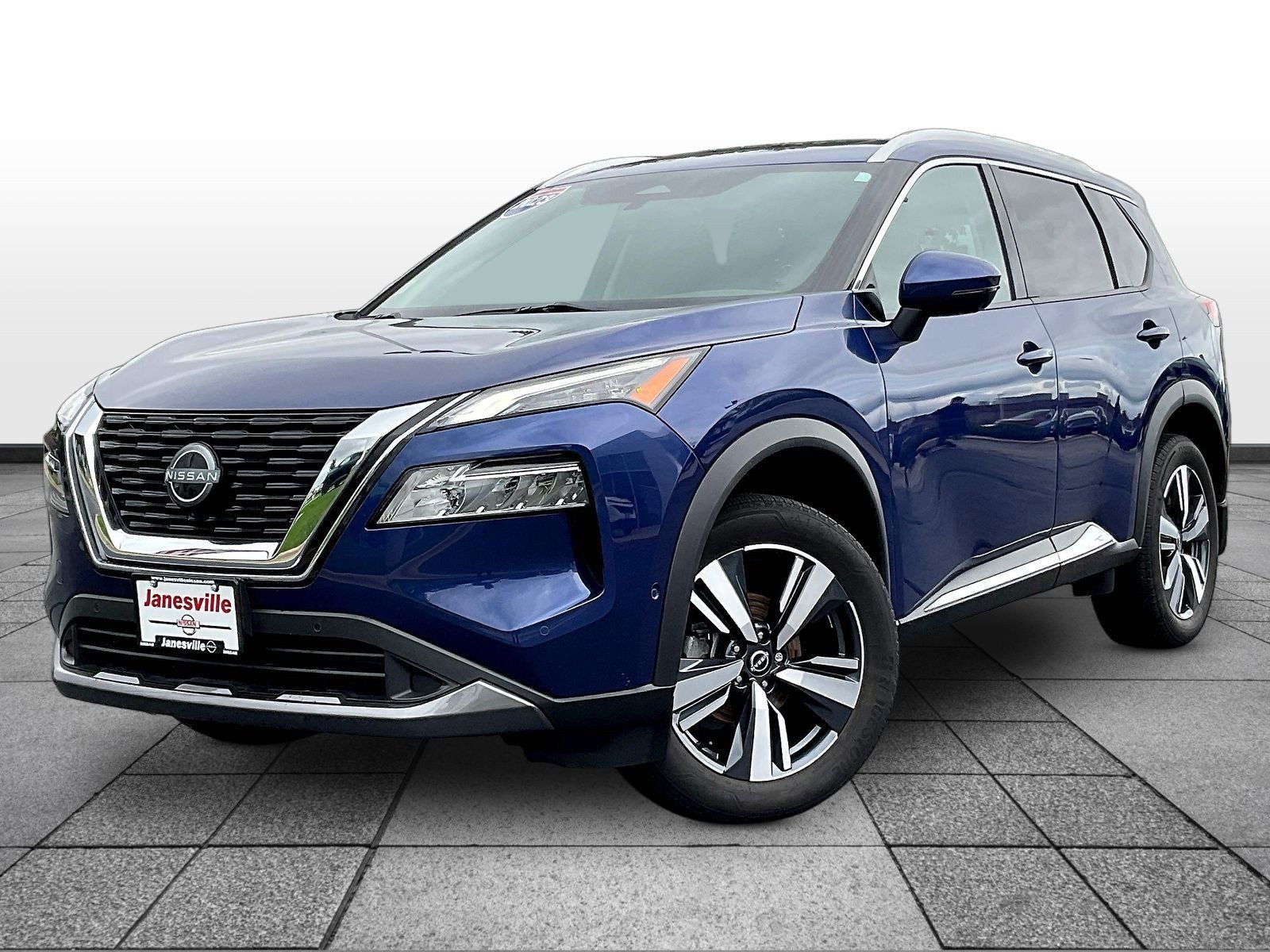 Certified 2023 Nissan Rogue SL w/ SL Premium Package AWD/4WD image 3