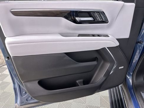 New 2025 Chevrolet Tahoe Premier AWD/4WD image 44