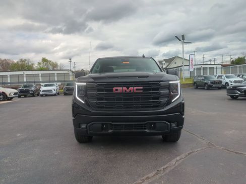 New 2026 GMC Sierra 1500 Elevation AWD/4WD image 2