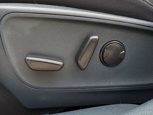 Certified 2025 Ford Maverick XLT w/ XLT Luxury Package image 27