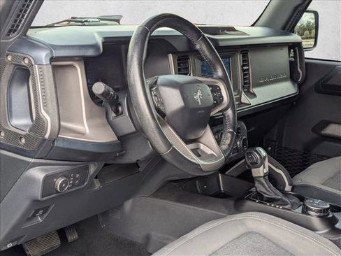Used 2022 Ford Bronco Outer Banks image 9