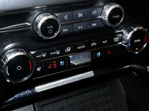 Certified 2023 Ford F150 Lariat w/ Equipment Group 502A High image 30