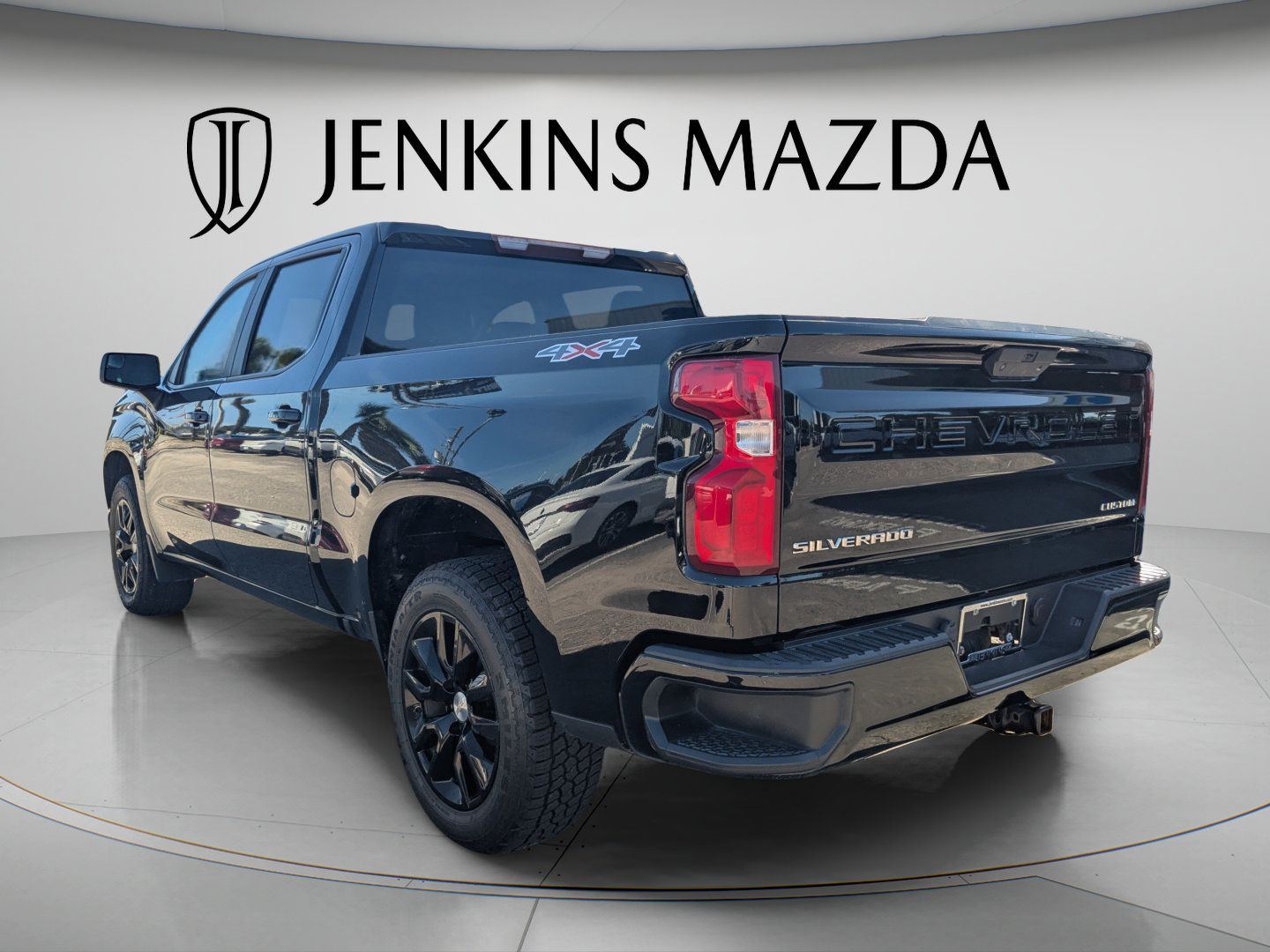 Used 2021 Chevrolet Silverado 1500 Custom AWD/4WD image 6
