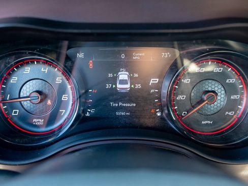 Used 2022 Dodge Charger SXT w/ Blacktop Package image 13