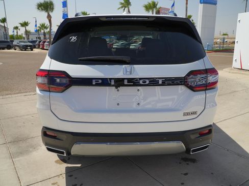 New 2026 Honda Pilot EX-L image 6