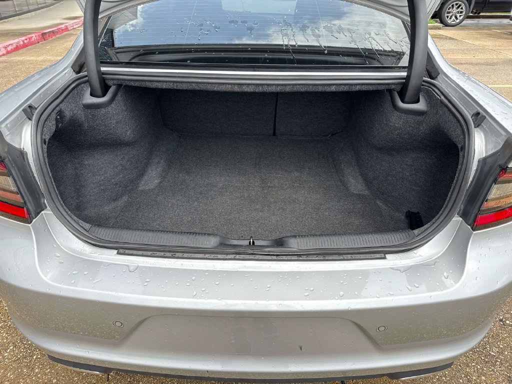 Used 2022 Dodge Charger SXT RWD image 8