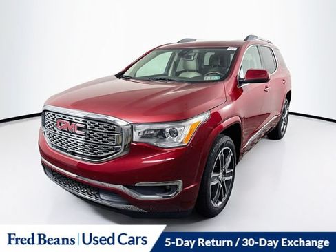 Used 2019 GMC Acadia Denali w/ Technology Package AWD/4WD image 3