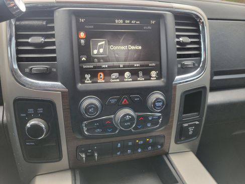 Used 2015 RAM 3500 Laramie image 15