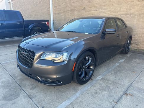 Used 2023 Chrysler 300 S image 1