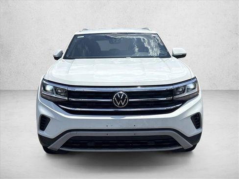 Used 2022 Volkswagen Atlas Cross Sport SE AWD/4WD image 2