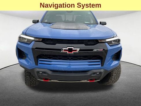 Certified 2025 Chevrolet Colorado ZR2 w/ Technology Package AWD/4WD image 5