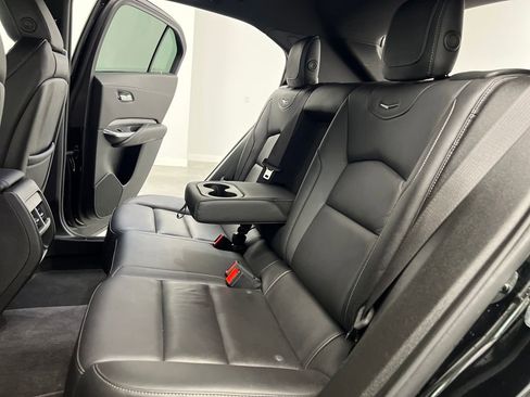 Used 2024 Cadillac XT4 Premium Luxury AWD/4WD image 14