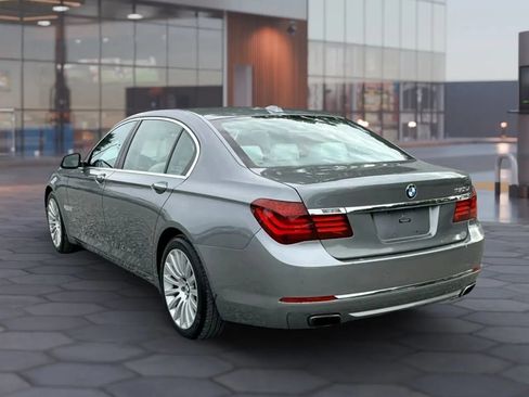 Used 2013 BMW 750Li RWD image 7
