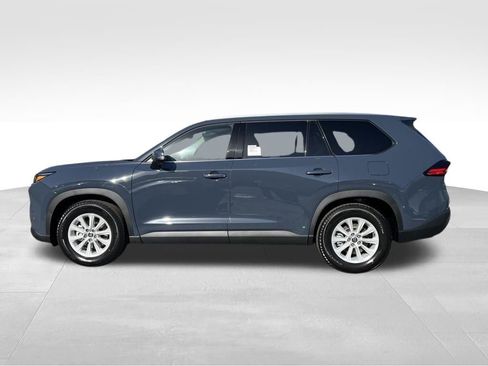 New 2026 Toyota Grand Highlander AWD Hybrid image 2