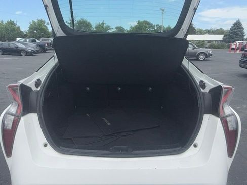 Used 2016 Toyota Prius Two FWD image 7