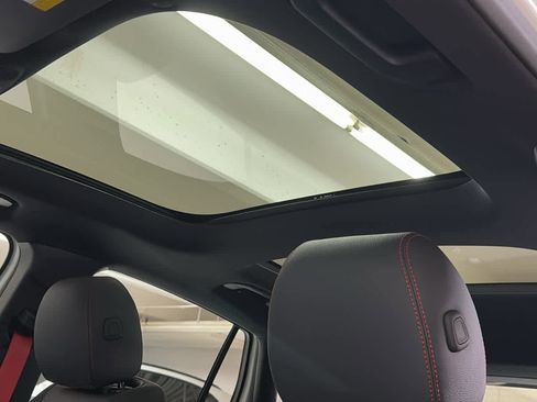 New 2026 Mercedes-Benz GLA 35 AMG 4MATIC image 28