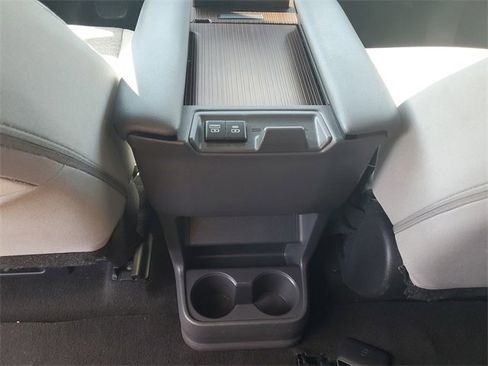 Used 2022 Toyota Sienna LE image 12