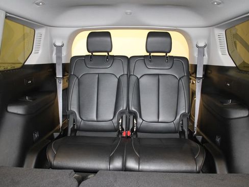 Certified 2022 Jeep Grand Cherokee L Limited AWD/4WD image 40