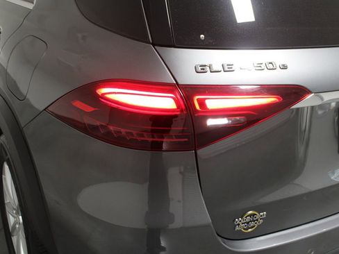 Used 2024 Mercedes-Benz GLE 450e 4MATIC image 58