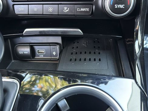 Used 2022 Kia Stinger GT-Line RWD image 31