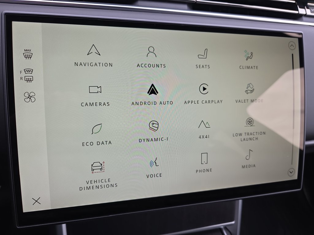 New 2026 Land Rover Range Rover SE AWD/4WD image 16