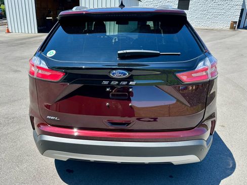 Used 2021 Ford Edge SEL w/ Convenience Package FWD image 6