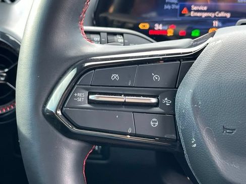 Used 2024 Chevrolet Equinox EV RS FWD image 15