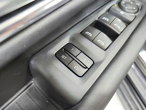 Used 2023 Chevrolet Tahoe RST image 21