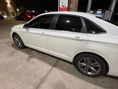 Used 2023 Volkswagen Jetta SE