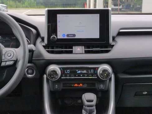 Certified 2024 Toyota RAV4 XLE w/ Convenience Package FWD image 18